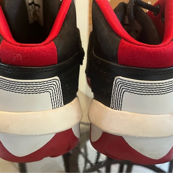 Jordan 2010 Outdoor #40744
White Red Black - Picture 3 of 5